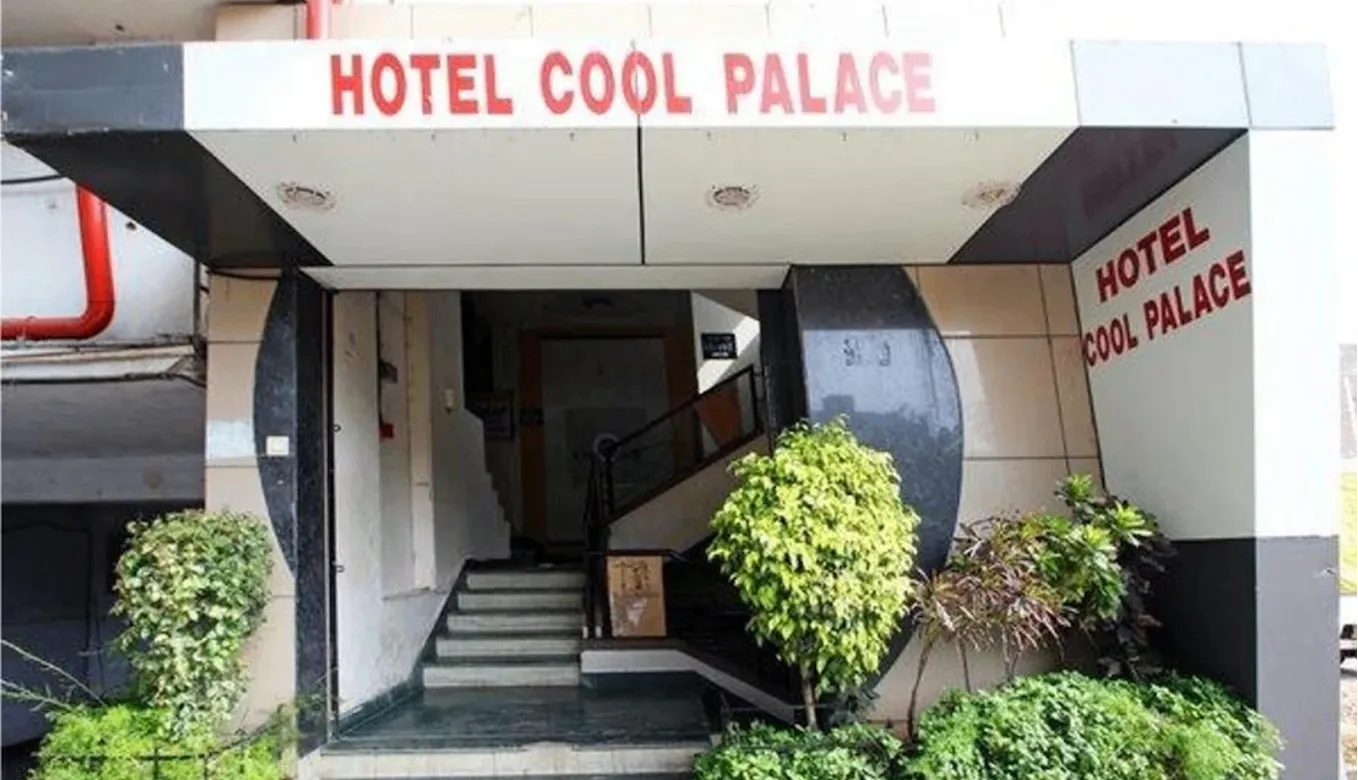 Hotel Cool Palace